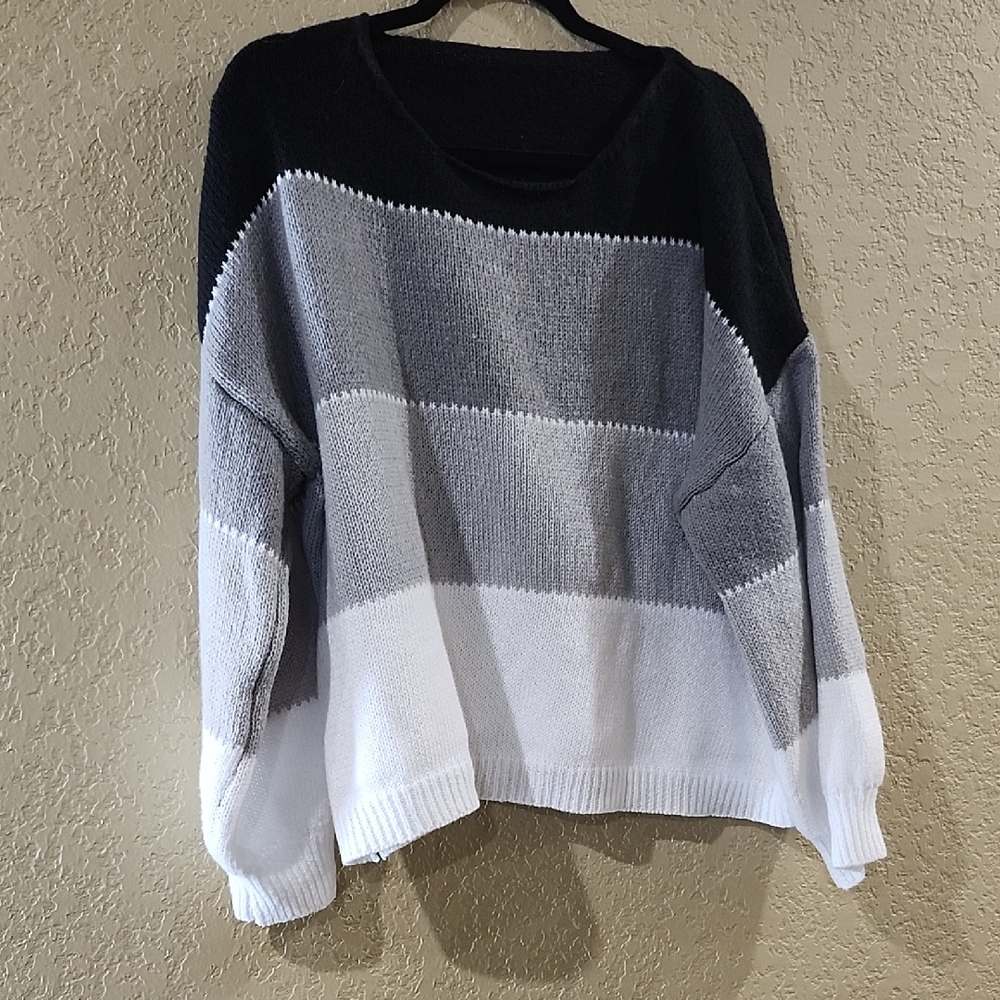 SHEIN Monochrome Block Sweater